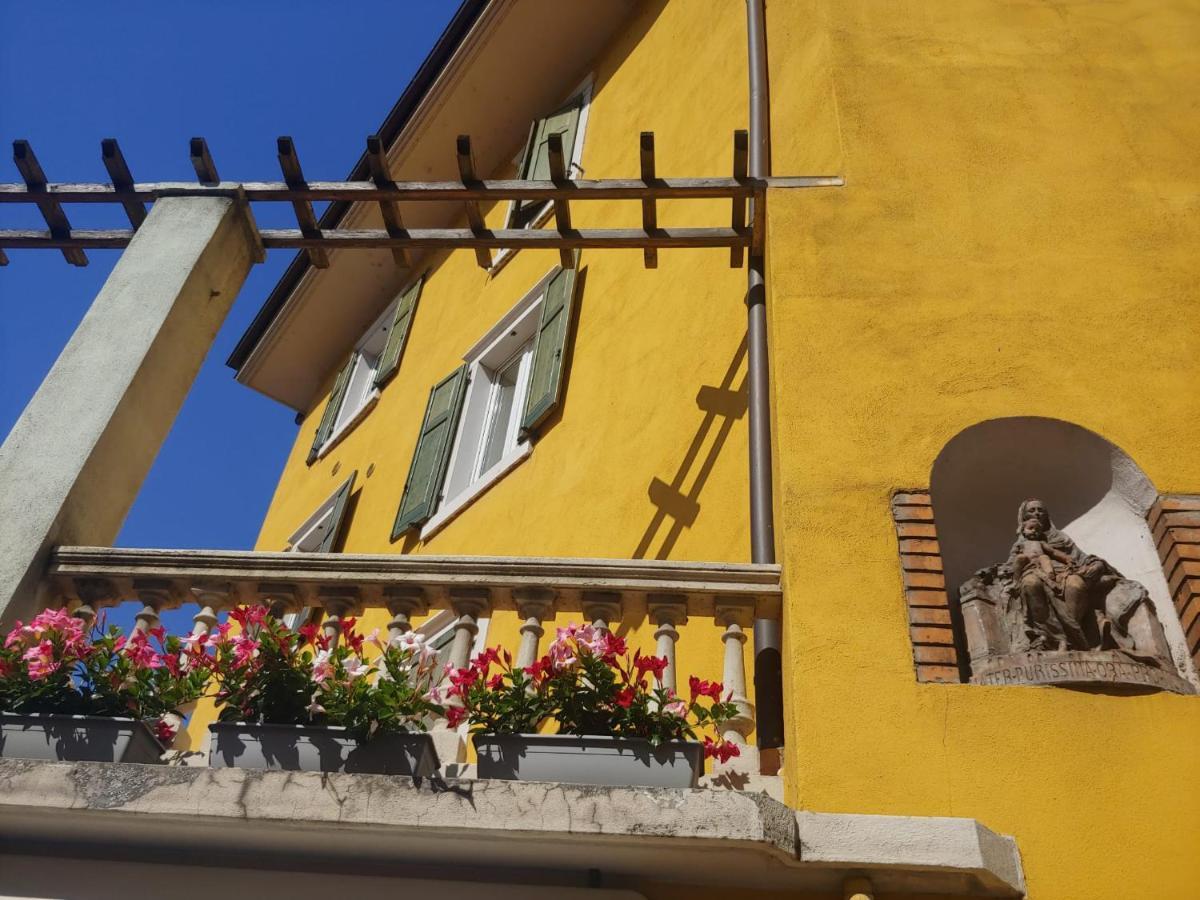 Studio Apartments Baia Azzurra 7 トルボレ エクステリア 写真