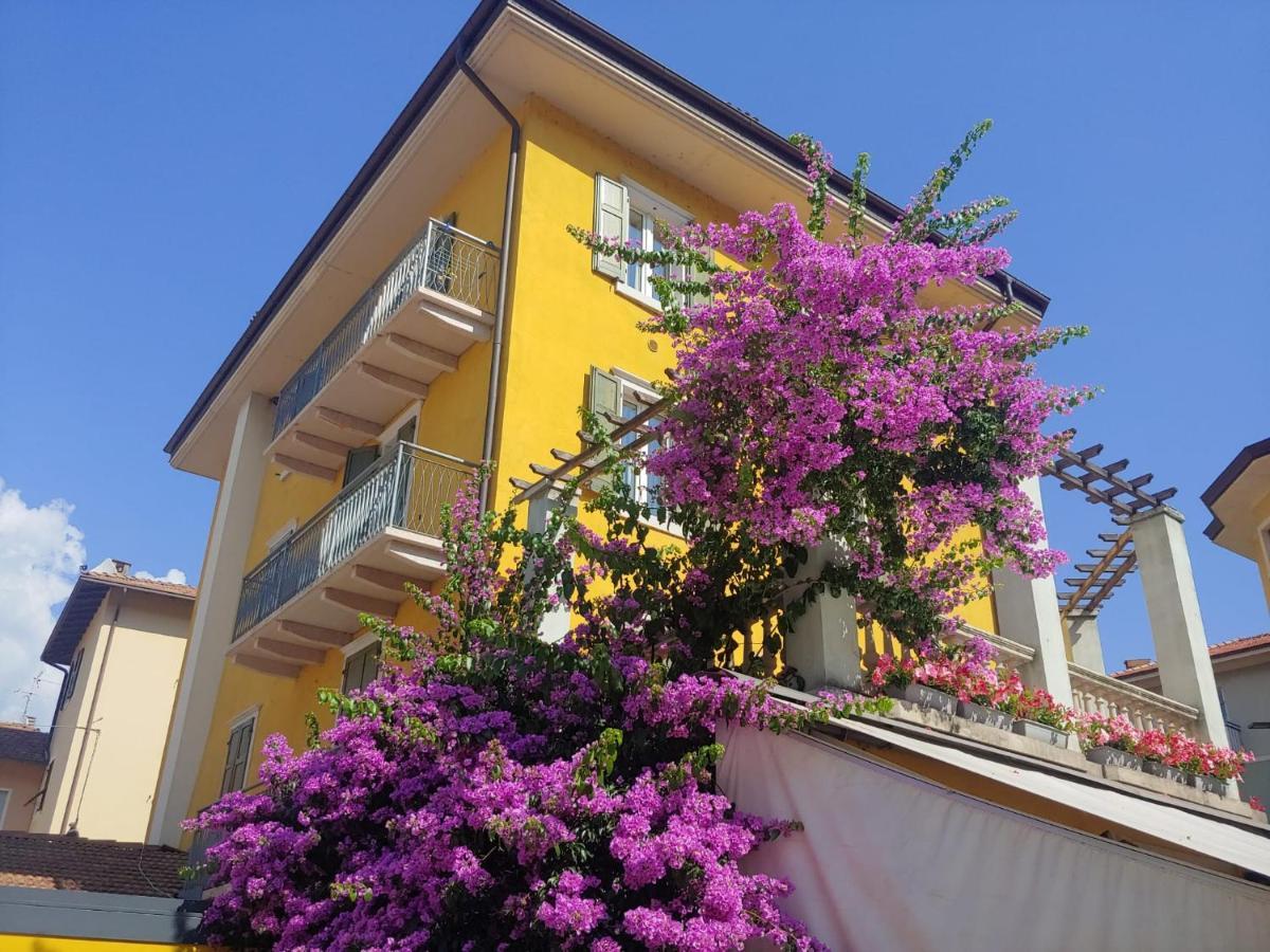 Studio Apartments Baia Azzurra 7 トルボレ エクステリア 写真