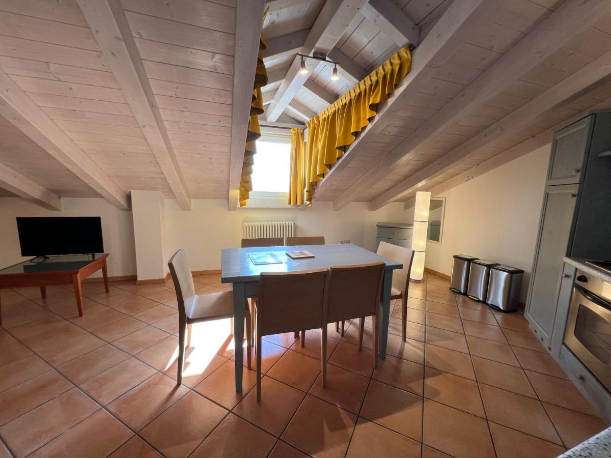 Studio Apartments Baia Azzurra 7 トルボレ エクステリア 写真