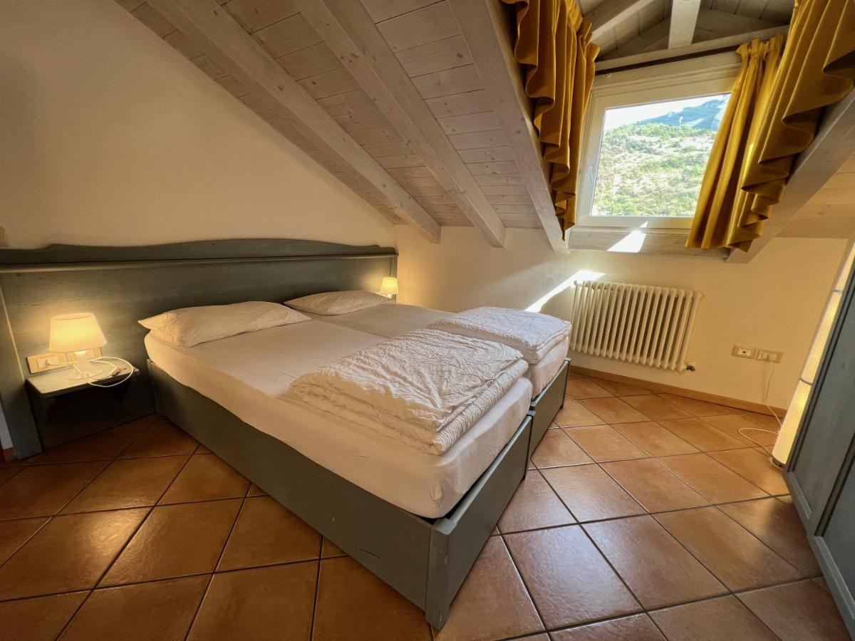 Studio Apartments Baia Azzurra 7 トルボレ エクステリア 写真